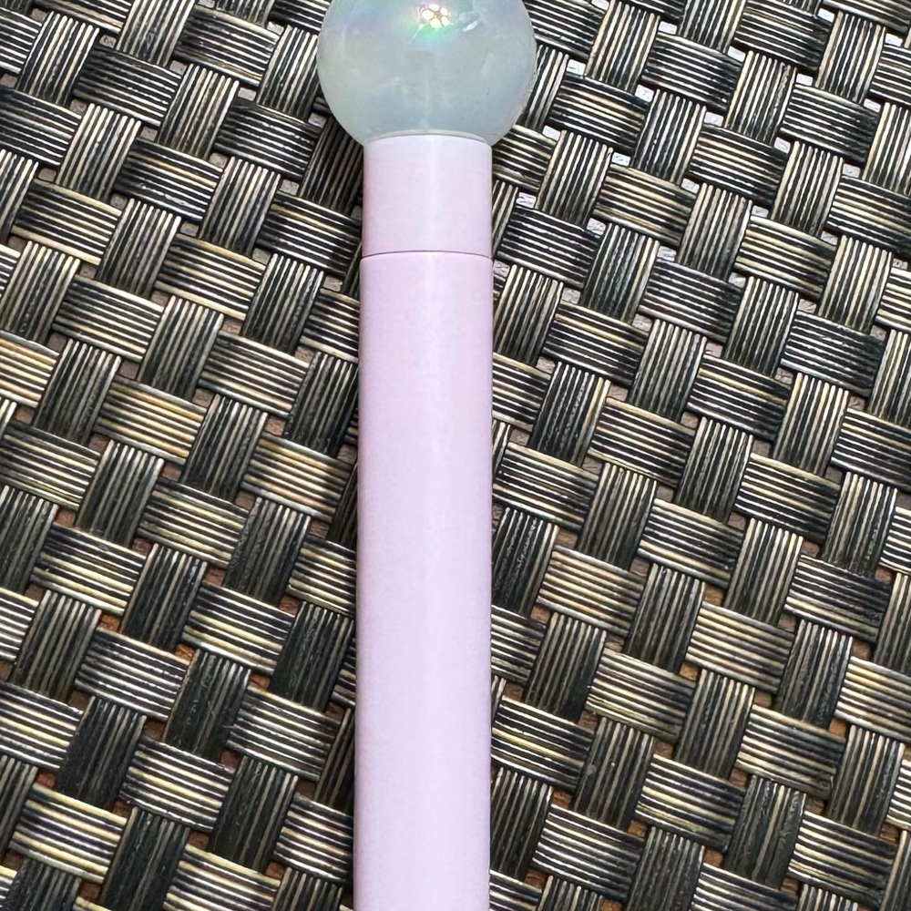 Pink Rose Beaded Pen with Iridescent Globe